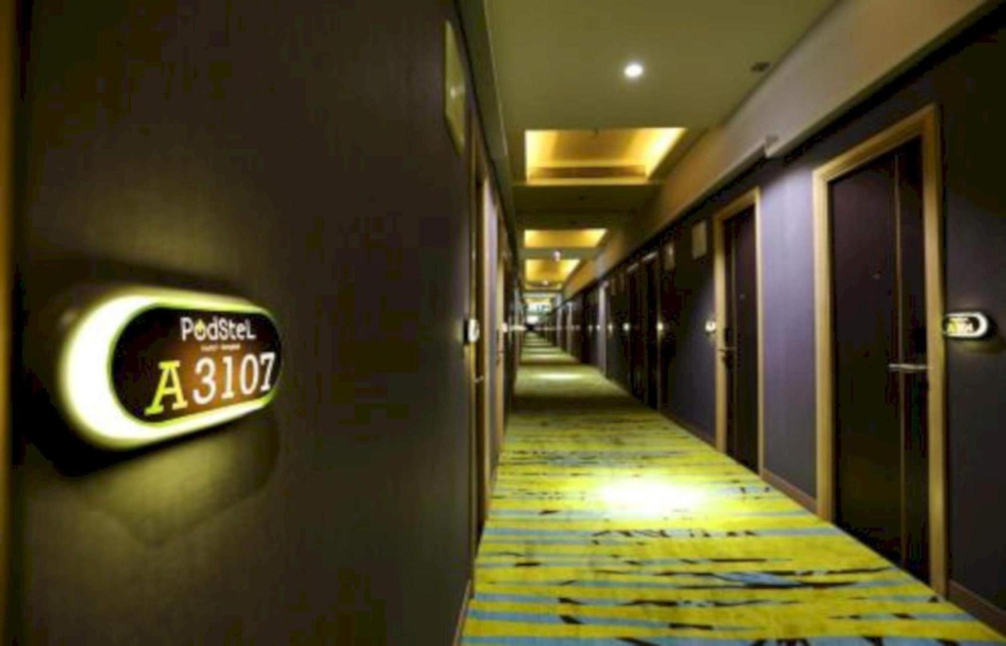 Capital O 75451 Podstel Hostel בנגקוק מראה חיצוני תמונה