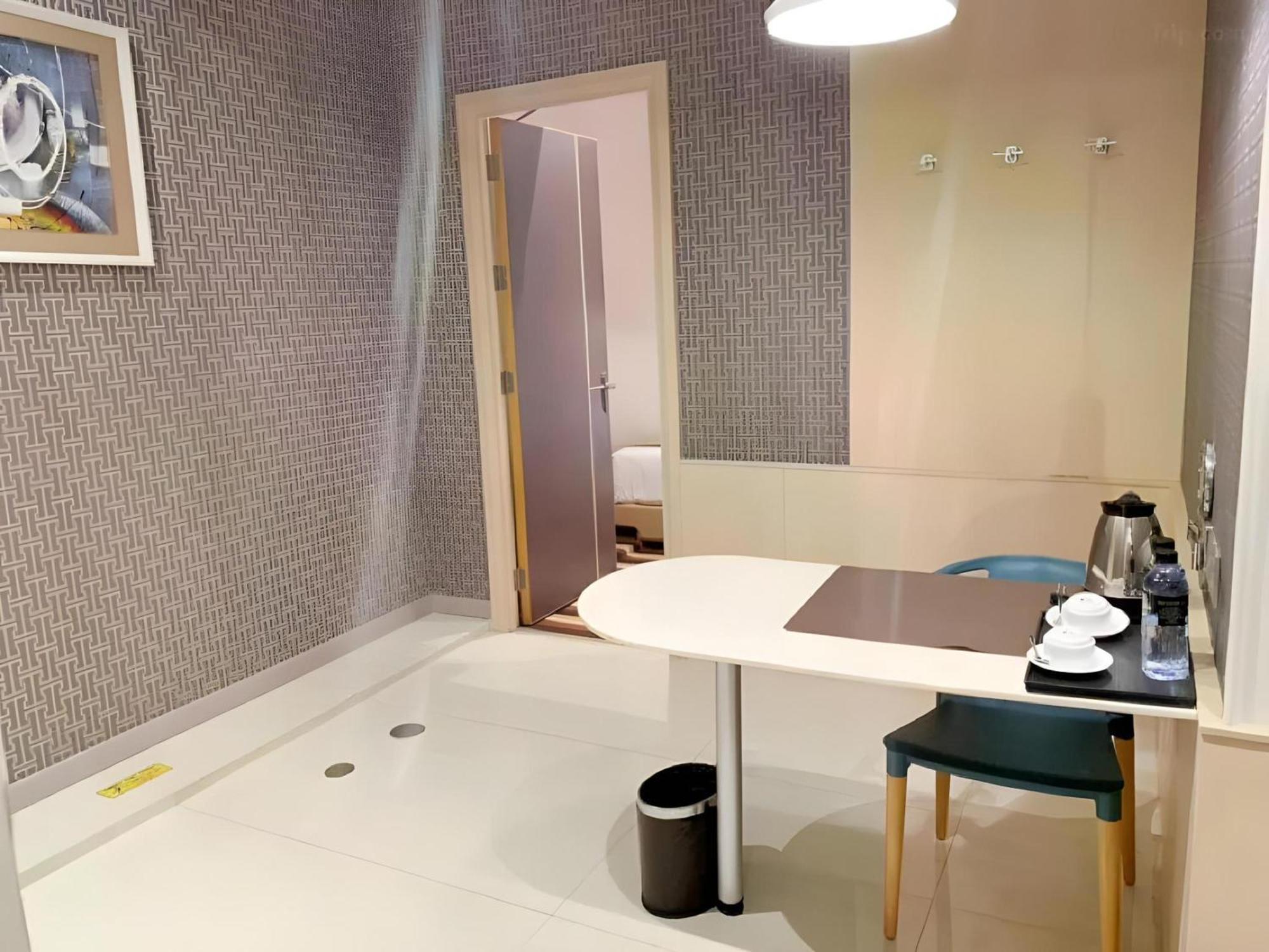 Capital O 75451 Podstel Hostel בנגקוק מראה חיצוני תמונה
